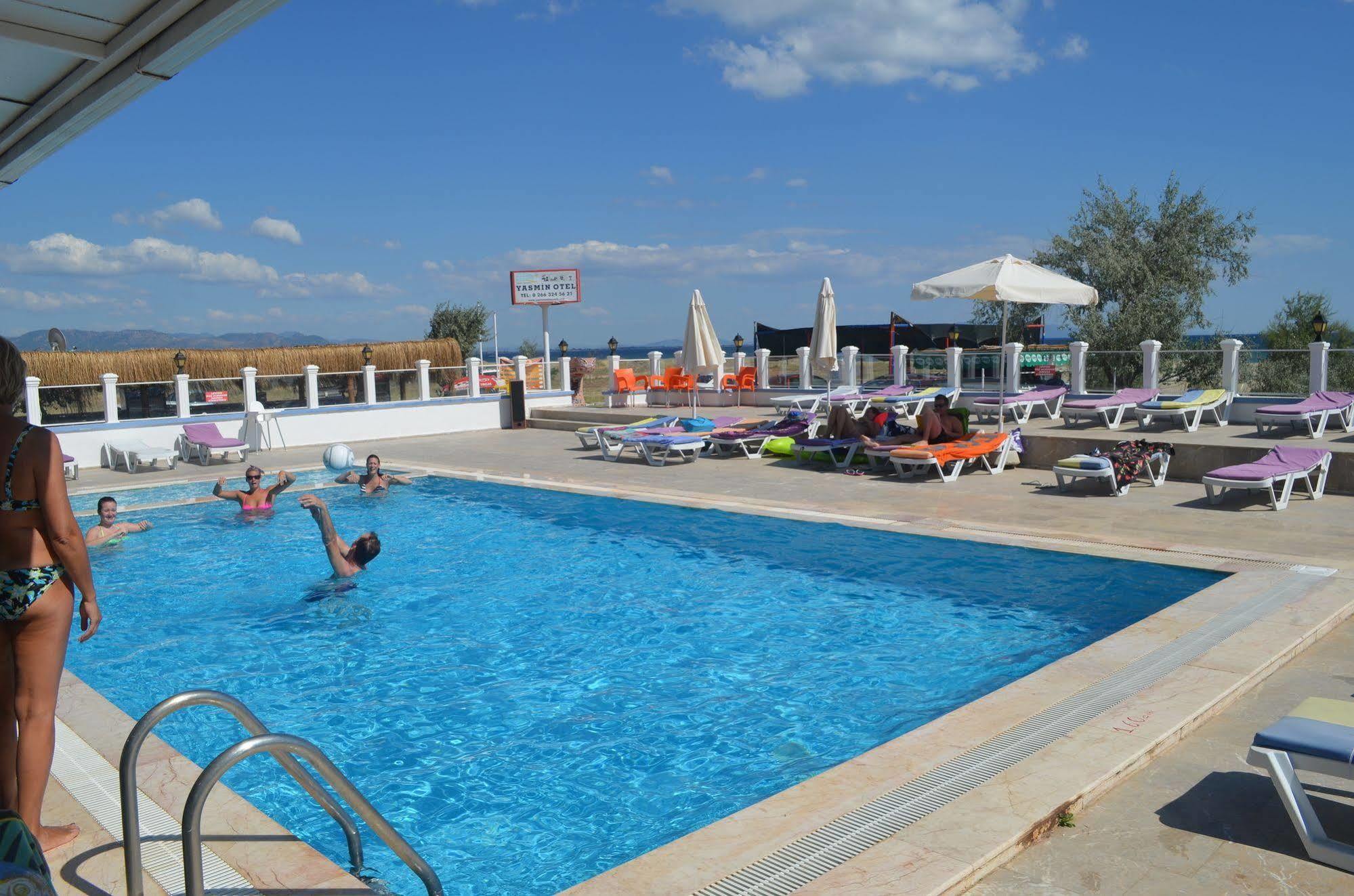 Yasmin Hotel Ayvalı Exterior foto